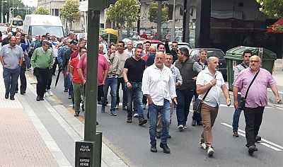 17-07-05 FolgaAutobusesPontevedra02.jpg